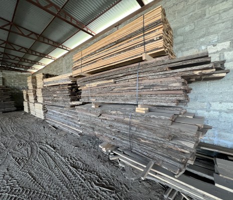 Обрезная доска из дуба