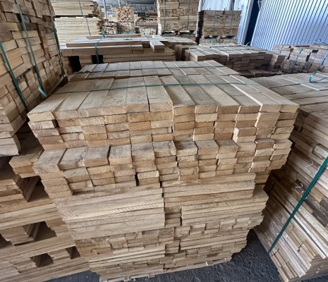 Обрезная доска из дуба