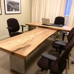 Рабочий стол с брифинг приставкой для переговоров