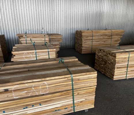 Акация робиния бревно