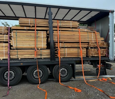 Обрезная доска из акации (робиния) сухая камерной сушки