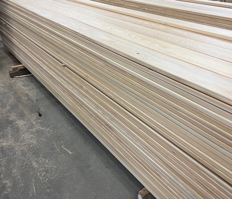 Строганная доска из лиственницы 25х125