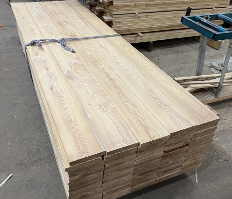 Строганная доска из лиственницы 32х100