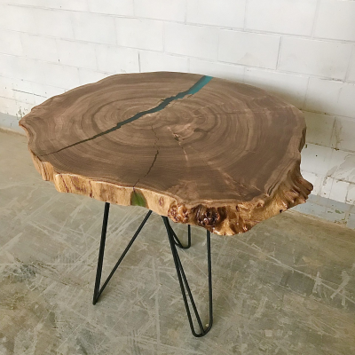 Кофейный столик из спила карагача