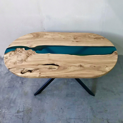 Овальный обеденный стол с рекой из карагача